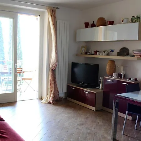 Le Rose Apartment